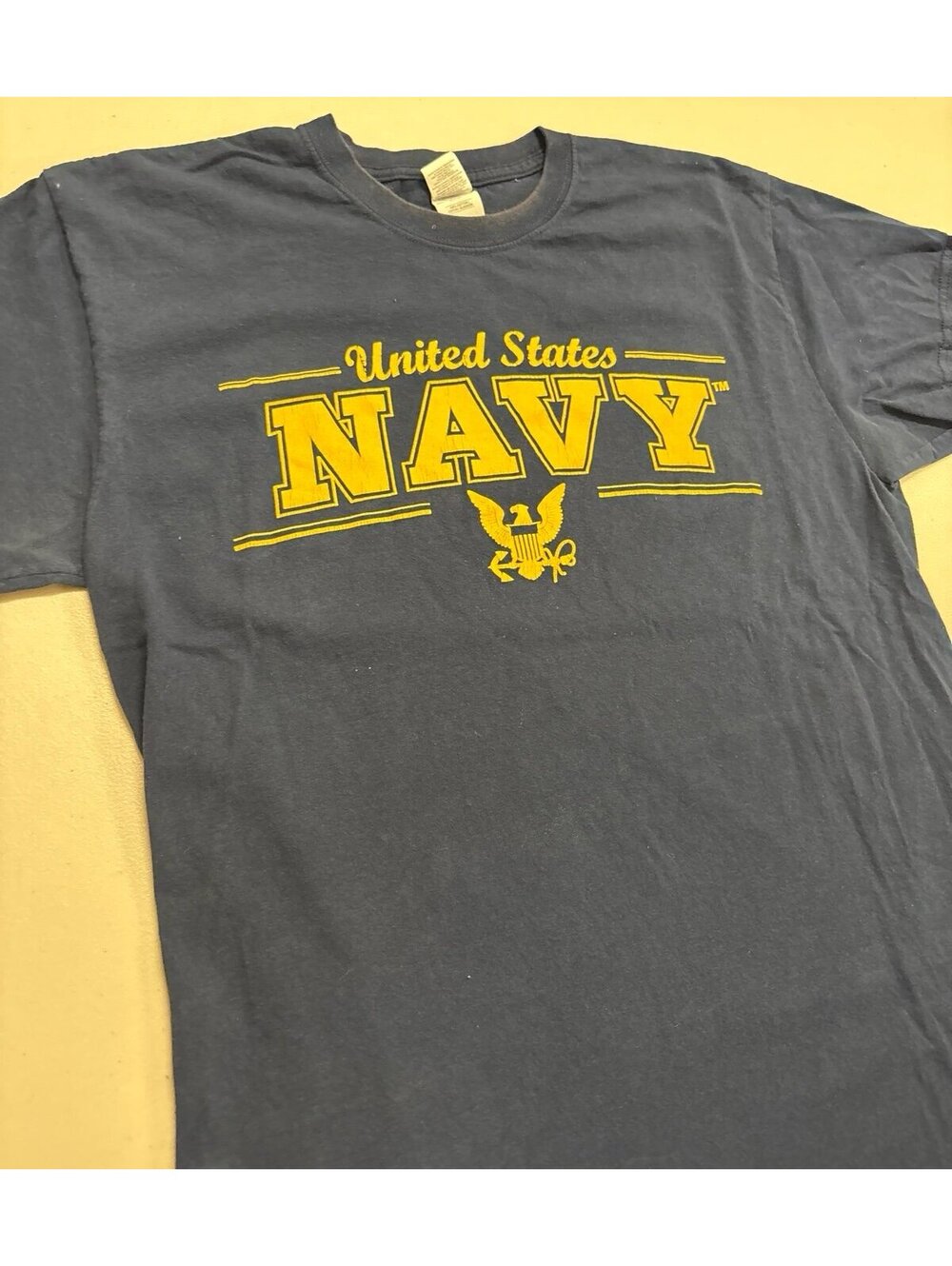 Vintage United States Navy Graphic T-Shirt Mens L Gildan Eagle Anchor